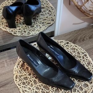 Etienne Aigner All Leather Classic Black Heels
